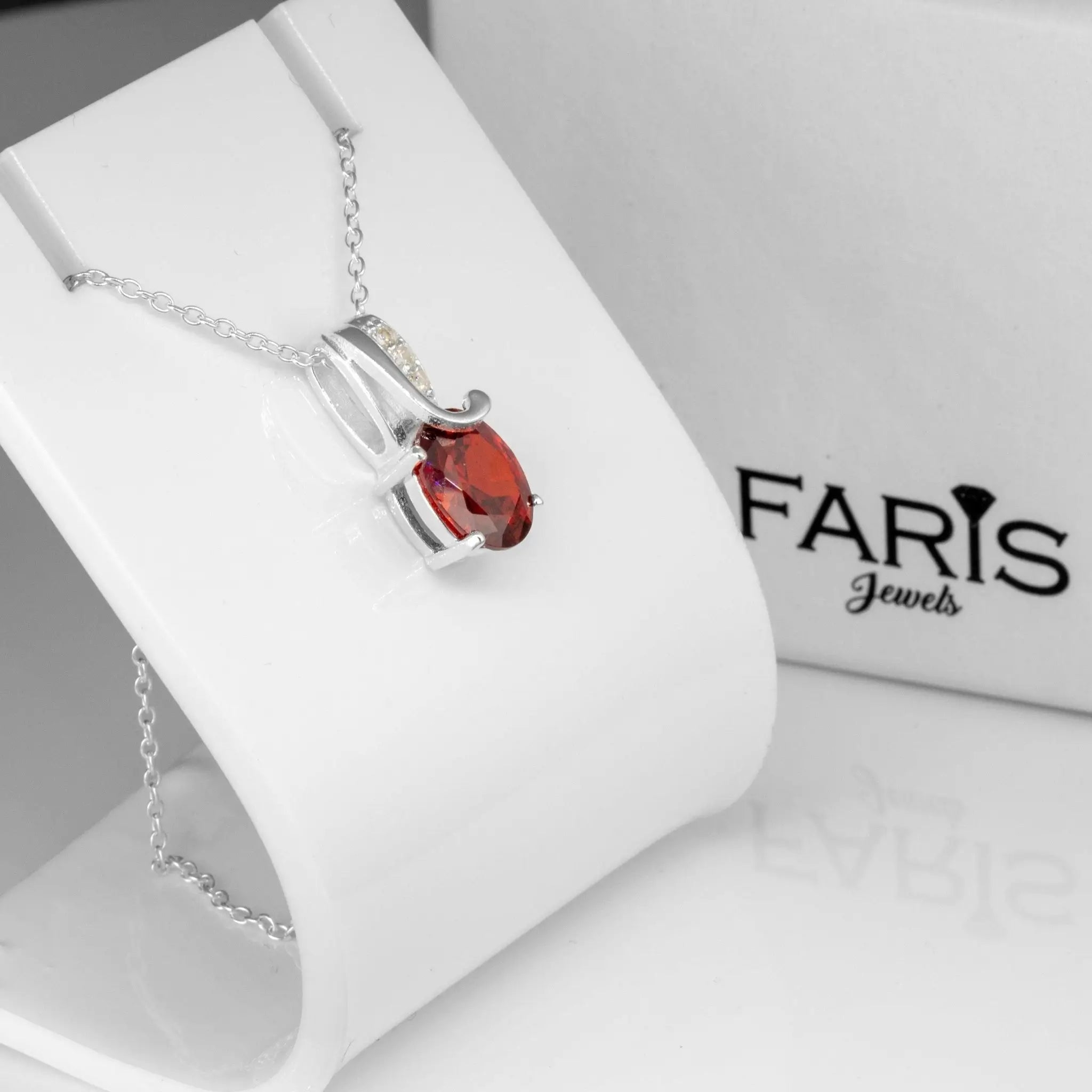 925 Sterling Silver Cubic Zirconia CZ & Red Garnet Ladies Pendant Necklace Jewellery Gift Boxed Man-made Diamond Gemstone Jewelry