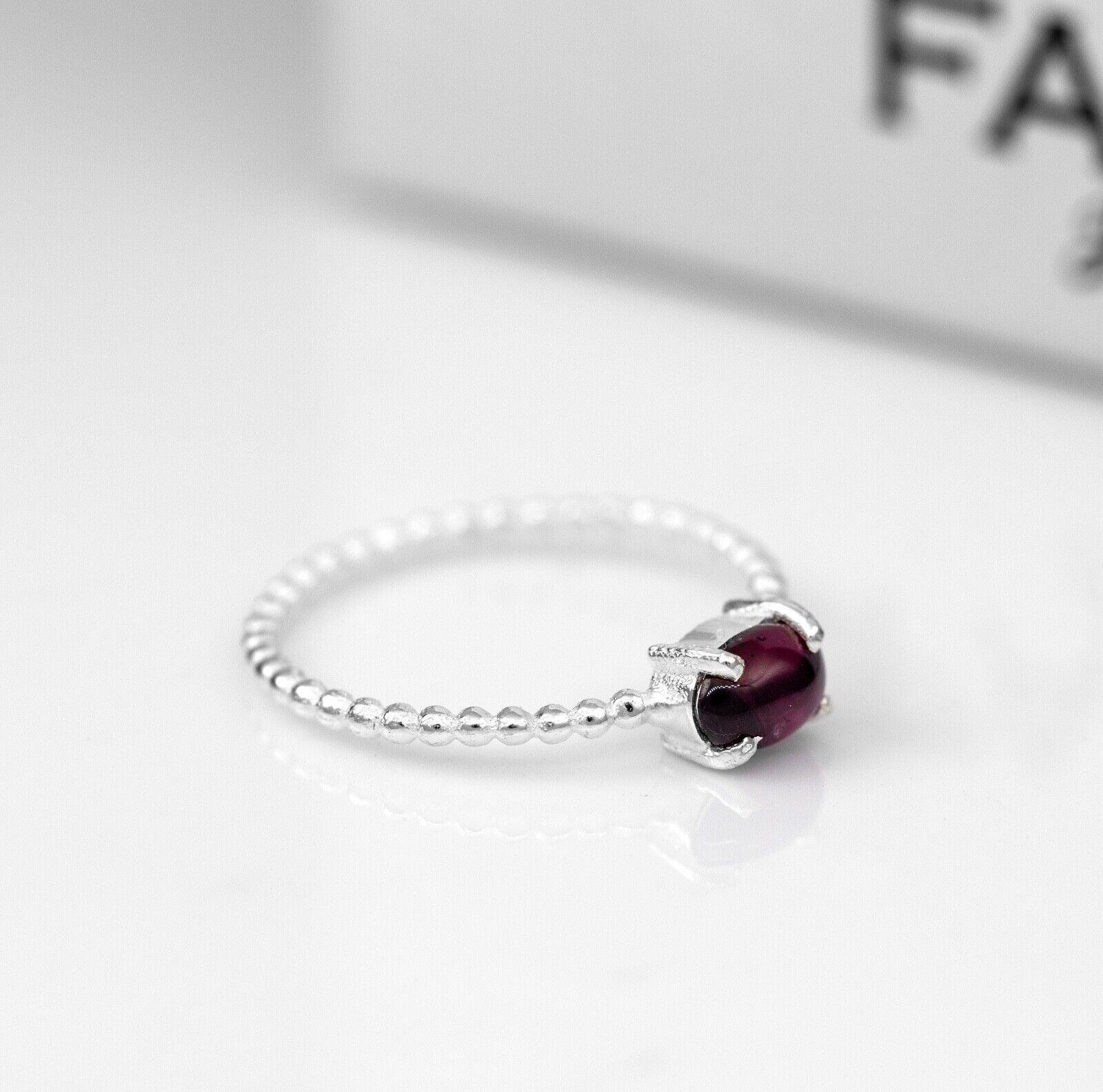925 Sterling Silver Red Garnet Oval Gemstone Ribbed Bubble Ladies Ring Gift Box