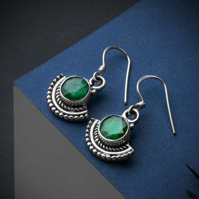 925 Sterling Silver Round Cut Emerald Gemstone Drop Dangle Ladies Fan Earrings