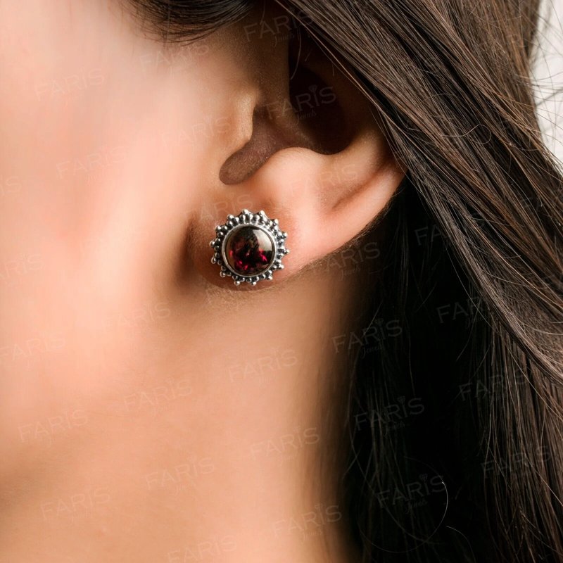 925 Sterling Silver Round Red Garnet Sun Stud Ladies Earrings Jewellery Gift