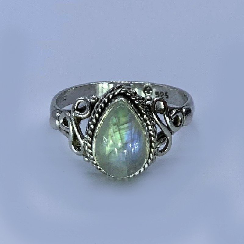 Designer 925 Sterling Silver Ladies Moonstone Pear Cut Gemstone Ring Ideal Gift