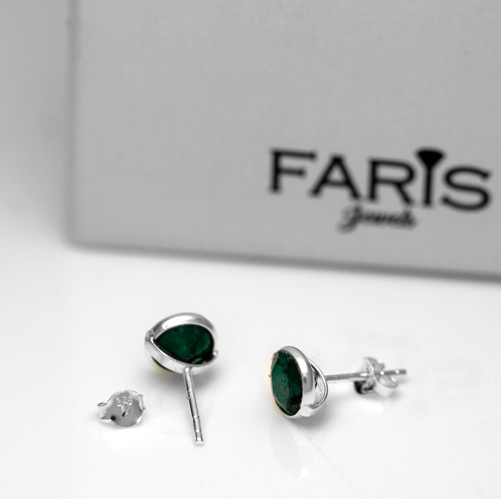 Genuine 925 Sterling Silver Round Emerald Ladies Earrings Studs Gemstone Gift