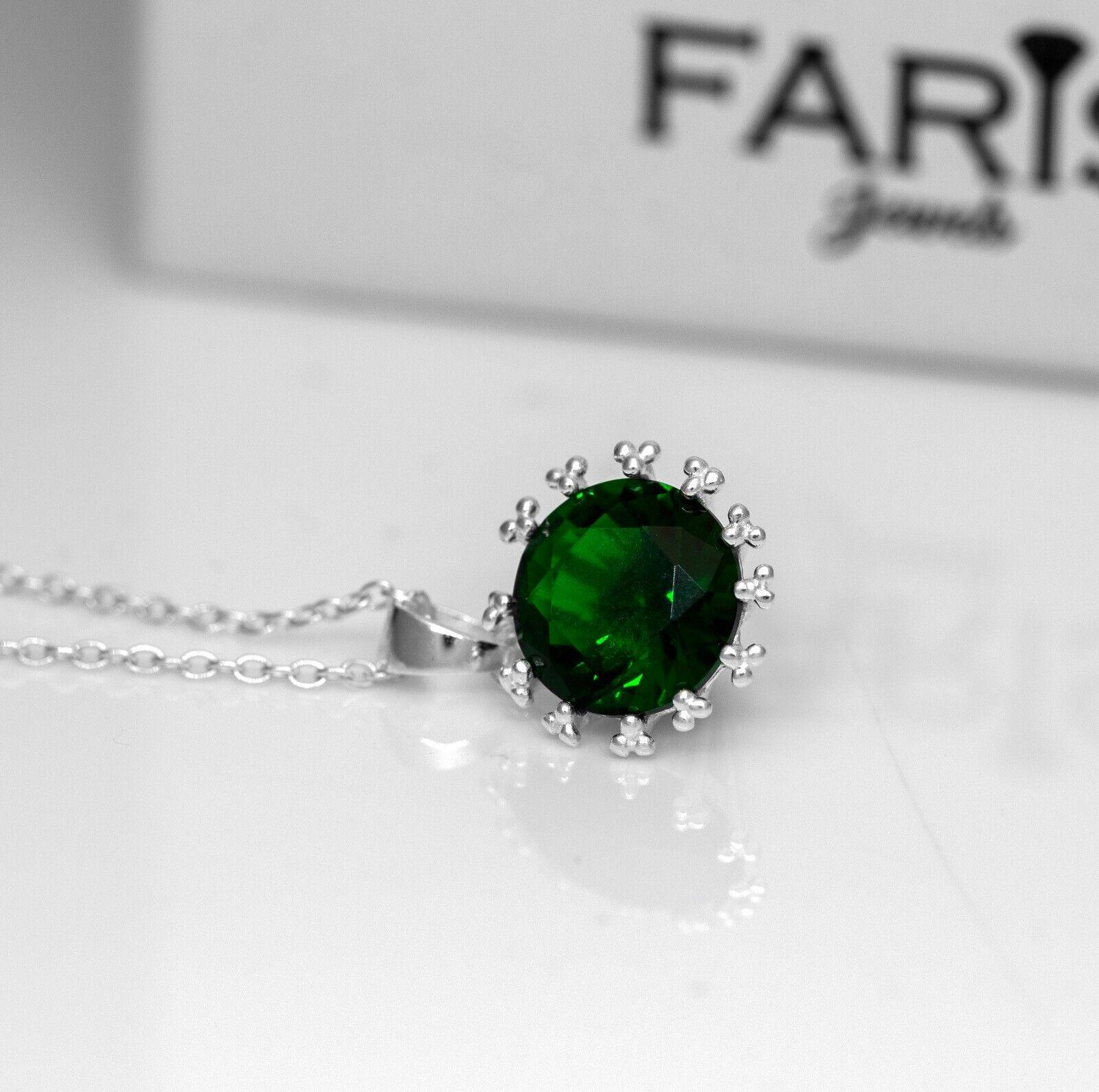 Green Emerald Sterling Silver Ladies Pendant Necklace Earrings Set Jewellery