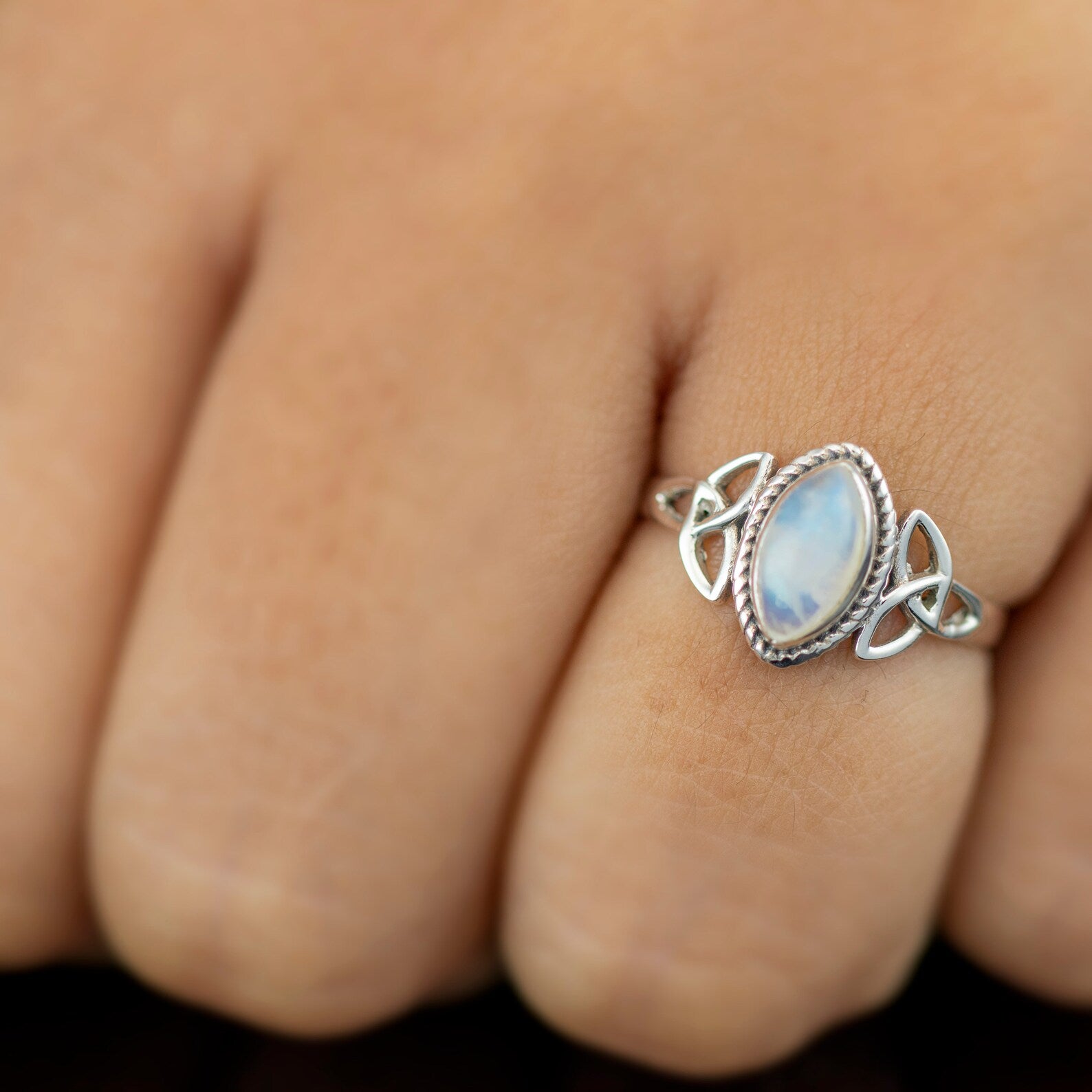 Marquise Moonstone 925 Sterling Silver Gemstone Ladies Ring Jewellery Gift Boxed Jewelery