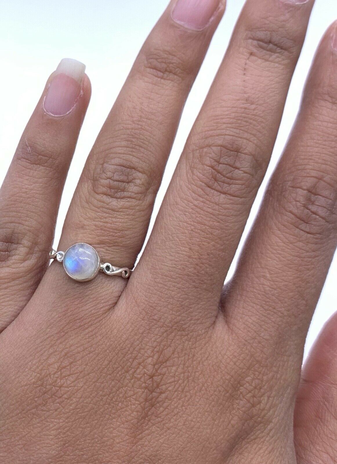 Moonstone 925 Sterling Silver Ladies Round Ring Gemstone Jewellery Gift