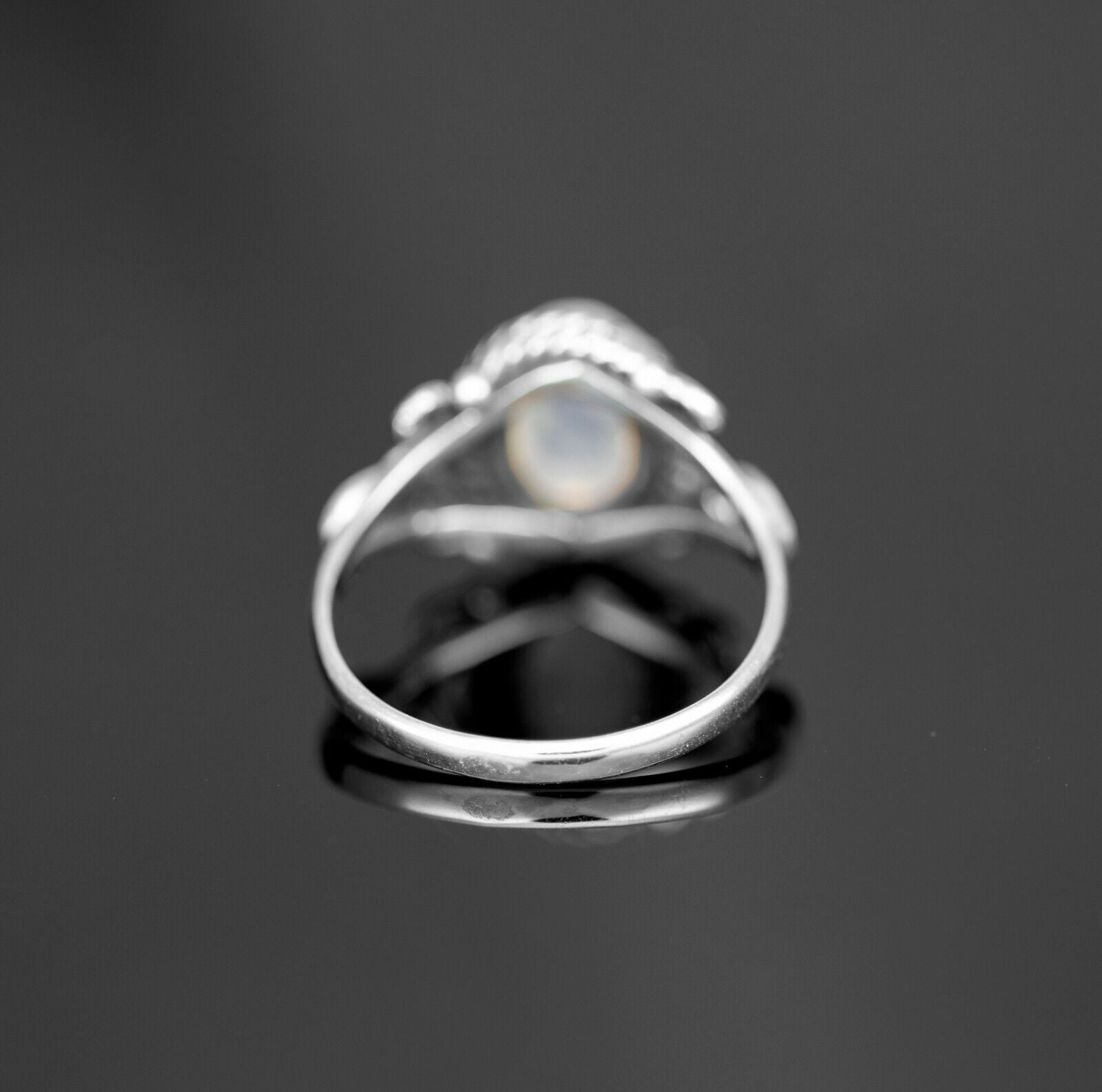 Oval Cut 925 Sterling Silver Ladies Moonstone Designer Ring Gemstone