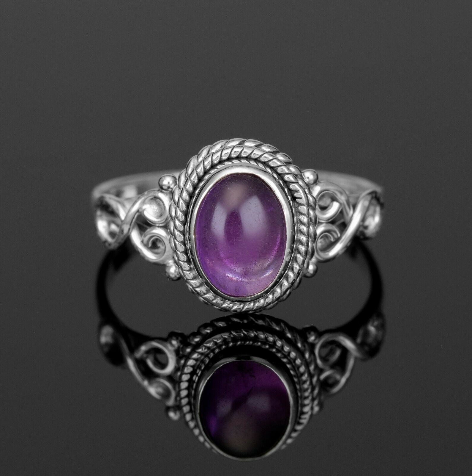 Oval Cut 925 Sterling Silver Ladies Purple Amethyst Ring Gemstone Jewellery Gift