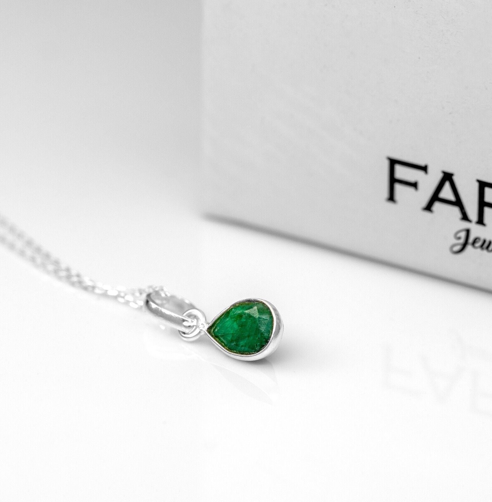 Pear Cut Lab Created Emerald Sterling Silver Pendant Necklace Jewellery Ladies